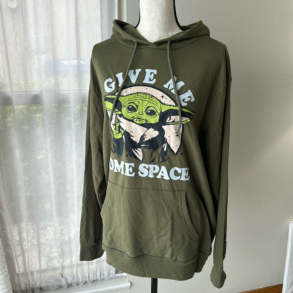 Star Wars Grogu Give Me Some Space lightweight hoodie size men’s M